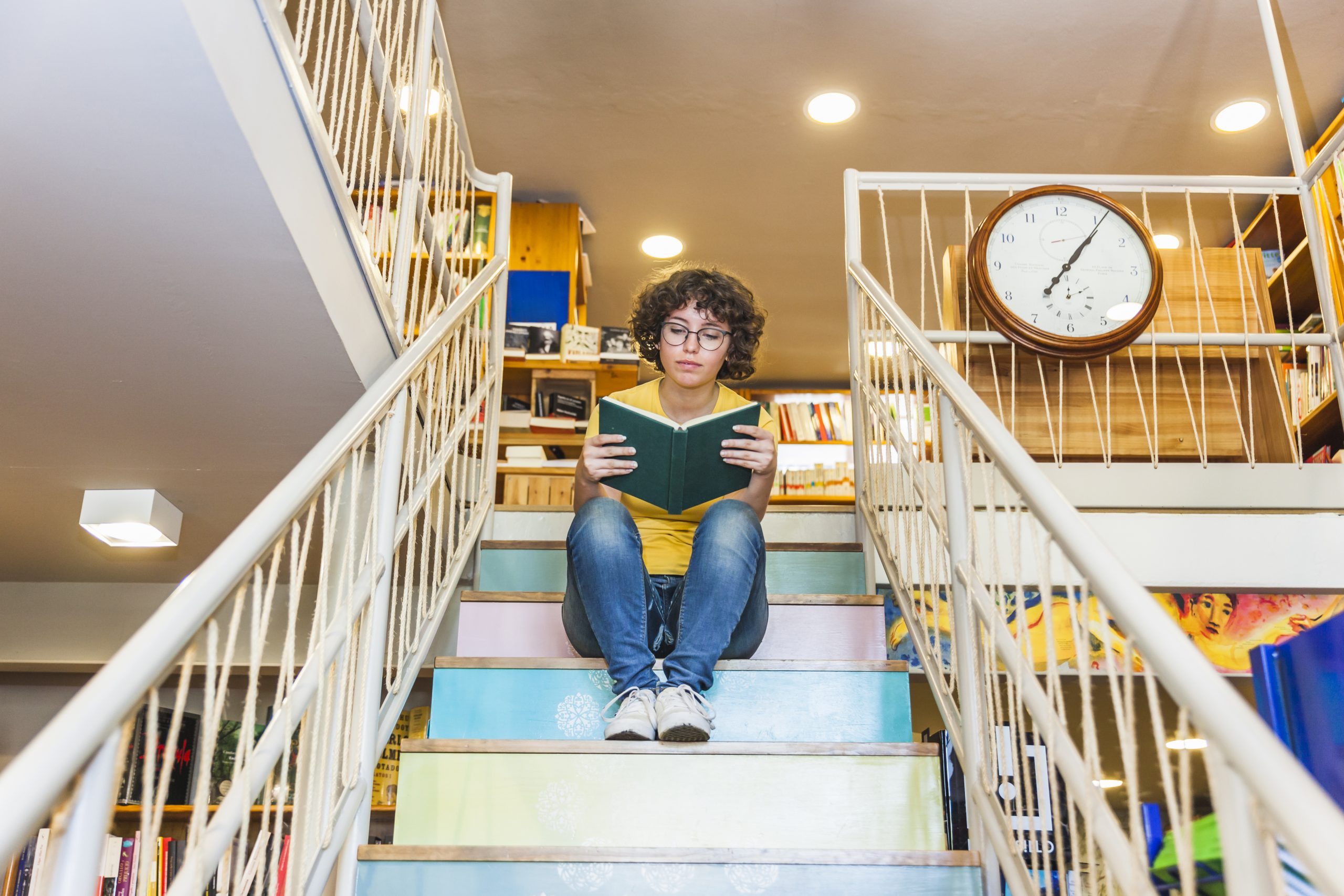 Ascenso hacia la Maestría: Los Cuatro Peldaños de la Escalera del Aprendizaje